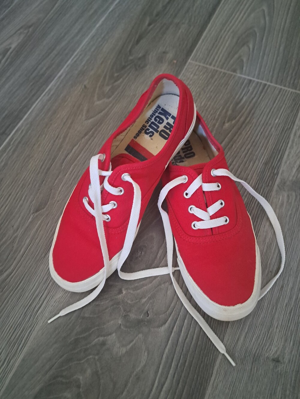 PRO KEDS Red Canvas Lace-Up Sneakers classic low profile minimalistic ladies 7.5